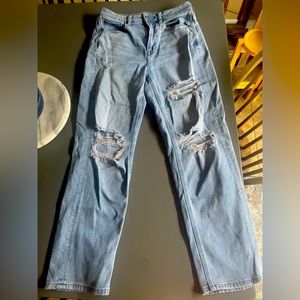American Eagle mom jeans